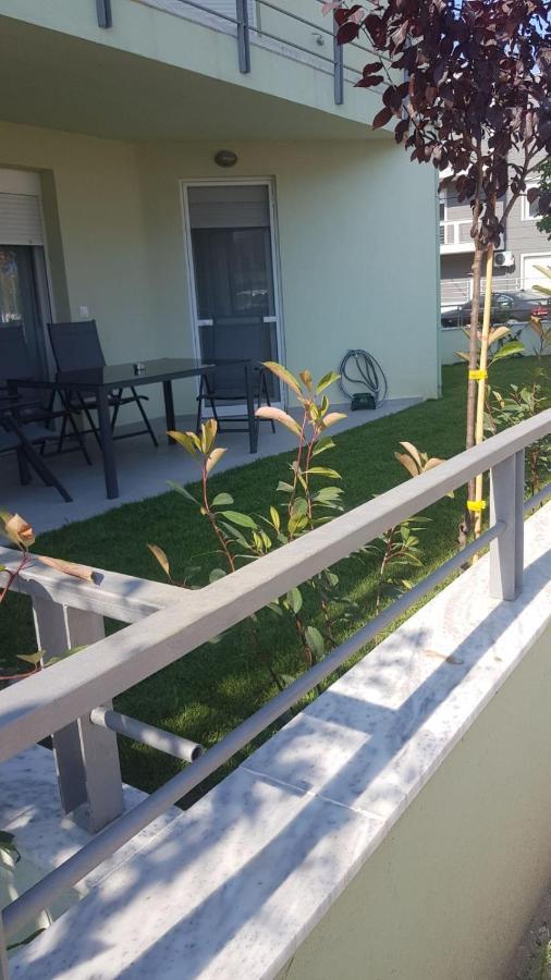 Onar View Apartment Néa Péramos Bagian luar foto
