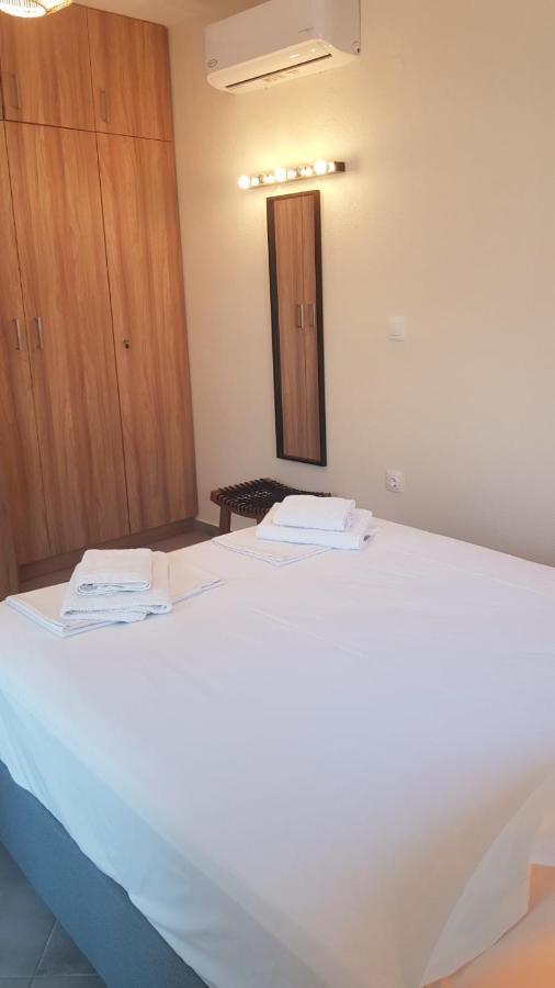 Onar View Apartment Néa Péramos Bagian luar foto