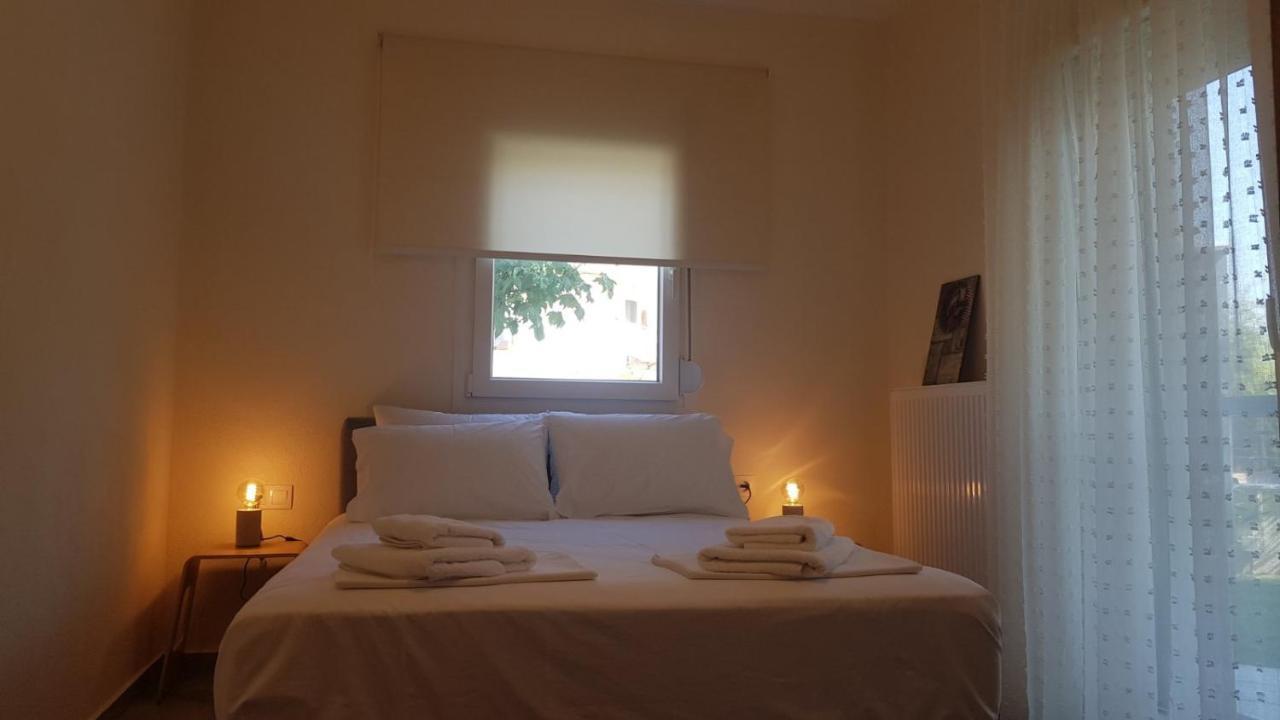 Onar View Apartment Néa Péramos Bagian luar foto