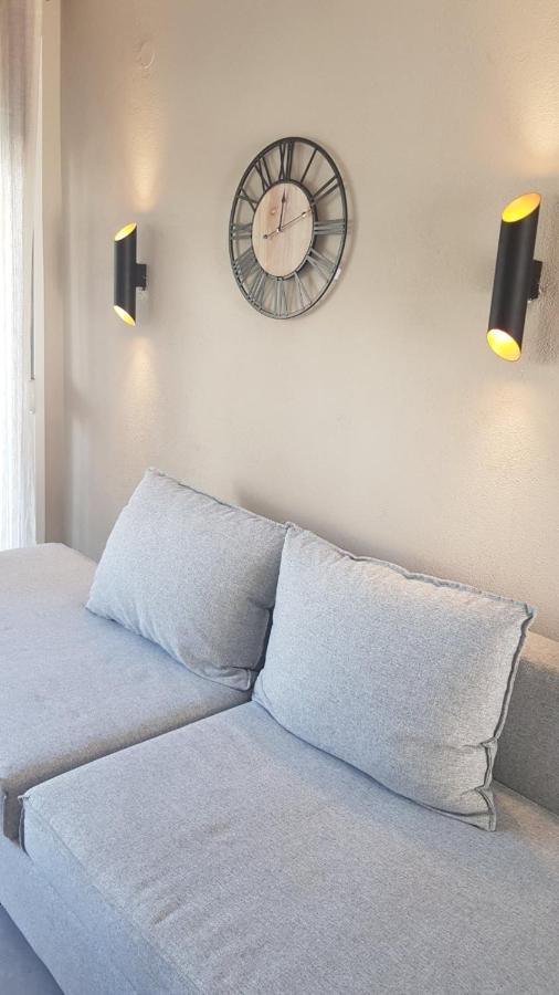Onar View Apartment Néa Péramos Bagian luar foto