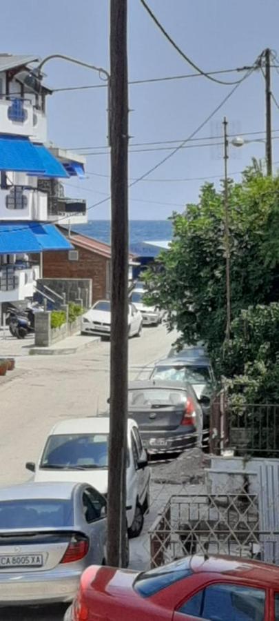 Onar View Apartment Néa Péramos Bagian luar foto