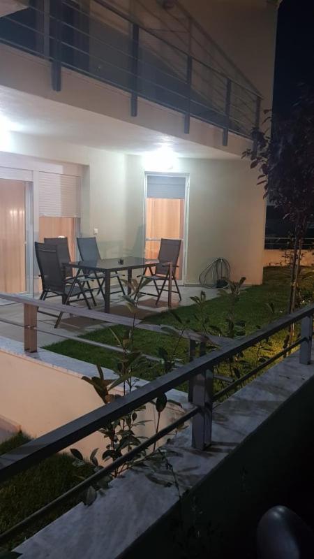 Onar View Apartment Néa Péramos Bagian luar foto